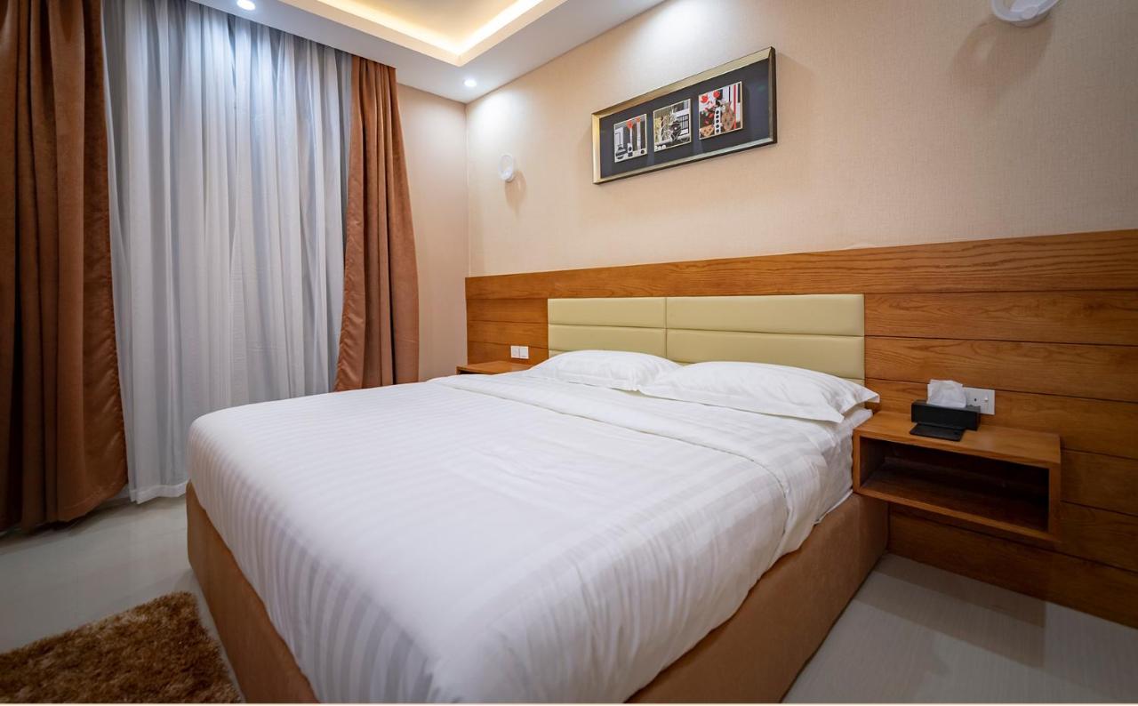 Red-5 - Al Safa Suites Apartament *