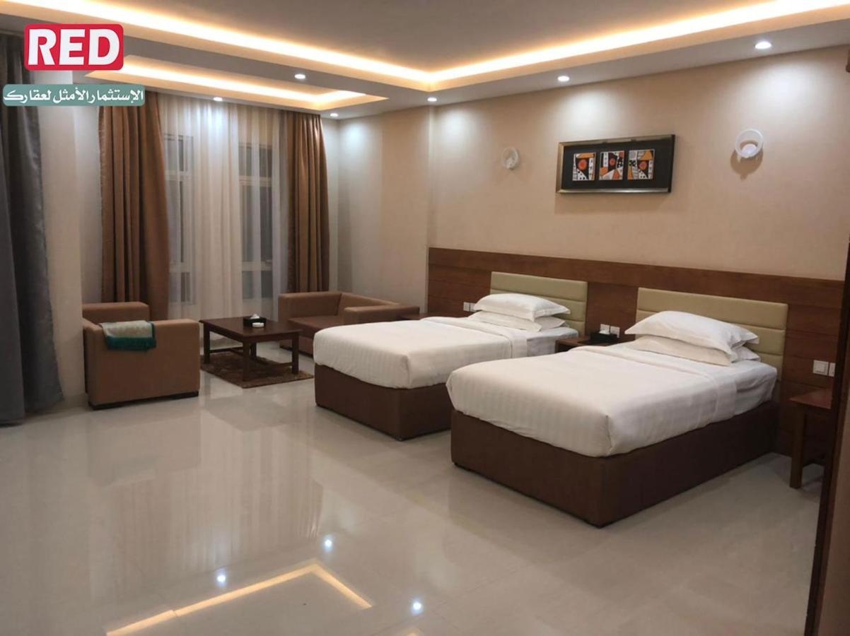 Red-5 - Al Safa Suites