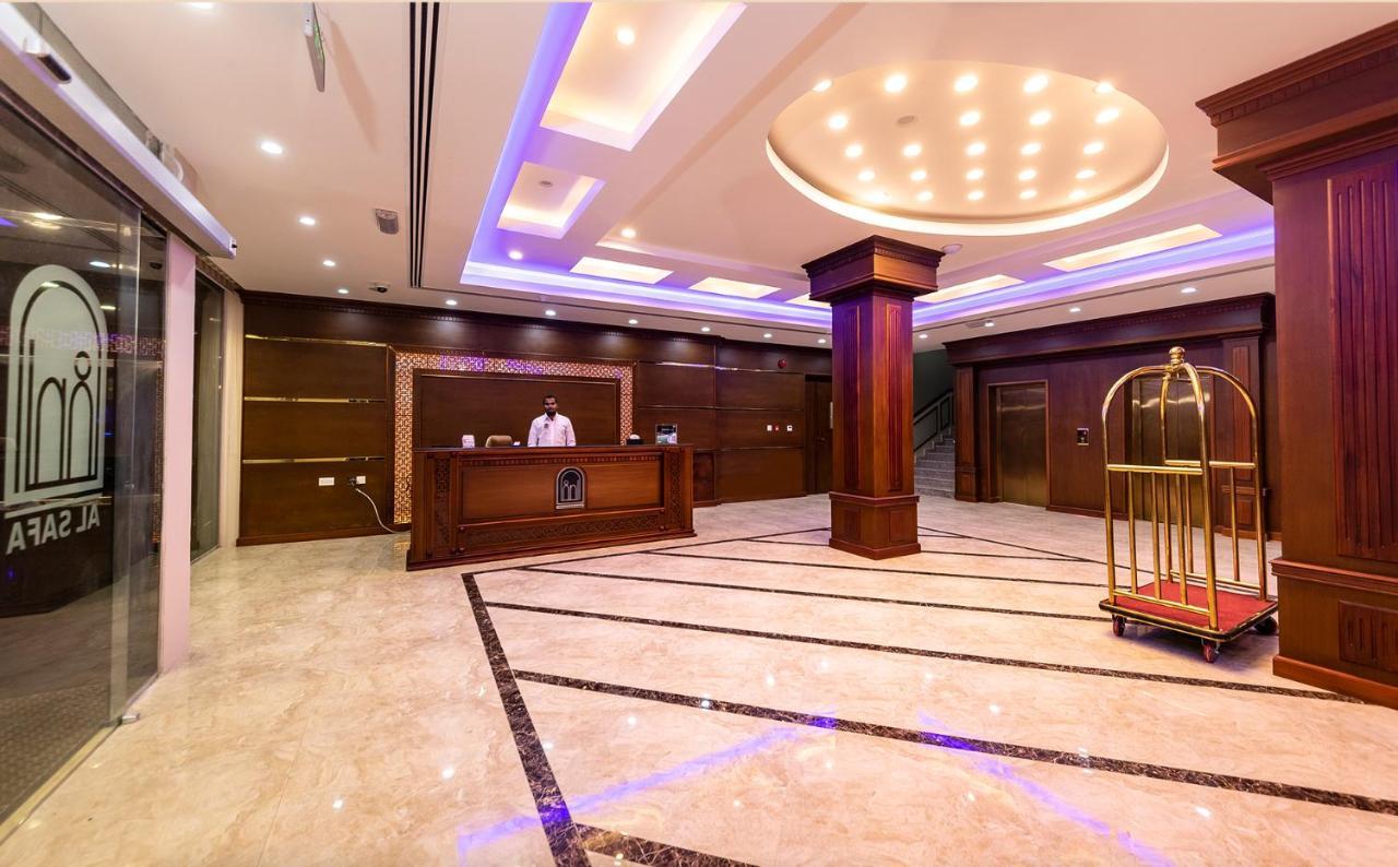 Red-5 - Al Safa Suites